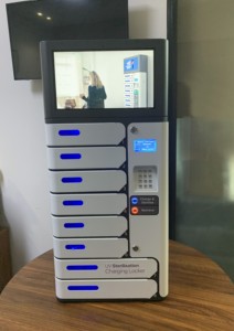 Y2Power UVC Pro – Casier de charge et de désinfection pour téléphones avec 8 compartiments (y compris 2 grands compartiments pour iPad) et écran publicitaire en option pour support - Product Image 3