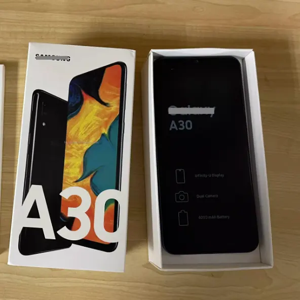 Usato un telefono cellulare di grado per Samsung Galaxy A30 cellulare originale sbloccato smartphone Android celulares A32 A51 A70 A52
