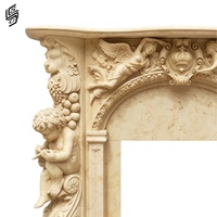 Encadrement de cheminée en marbre blanc sculpté à la main, figurine d'ange, style rococo, pour la décoration intérieure de villa