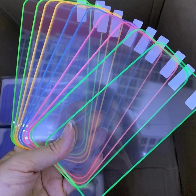 Wholesale 3D Radian Compatible for Apple 12 Night Glow Tempered Glass Screen Protector for iPhone 11 13 Phone