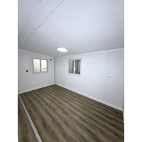 Maison préfabriquée de luxe prête à l'emploi 2 chambres et salon Maisons modulaires Maison préfabriquée avec toit en triangle