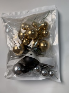 Decoraciones para Pasteles con Bolas de Espuma, Bolsa de 32 Piezas, Bolas Redondas de Plástico para Decoración de Pasteles, Decoración para Fiestas Navideñas, Estilo Moderno, Uso en Interiores - Product Image 3