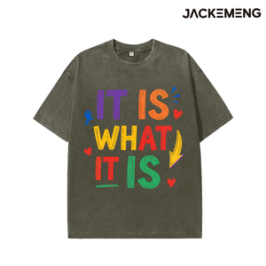 T-shirt in cotone oversize lavato, stile divertente disegnato a mano, con stampa citazione casual 'Is What IT Is', stile retrò streetwear, USA - Product Image 6