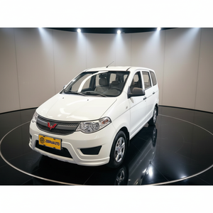 VAN Usada de Gasolina, Modelo 2018, Saic Wuling Hongguang S, Clásica, Modelo Básico, Exterior Blanco, 5-8 Asientos, 1.2L, Manual, Económica - Product Image 1