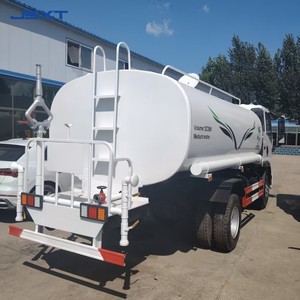 Camión <span class=keywords><strong>Cisterna</strong></span> <span class=keywords><strong>de</strong></span> <span class=keywords><strong>Agua</strong></span> Usado Sinotruk Howo 4x2 <span class=keywords><strong>de</strong></span> 8cbm con Transmisión Manual - Product Image 5