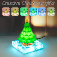 HCNT Kreative ABS Plug-In Schwebende Weihnachtsbaum-Leuchte in mittlerer Größe, magnetisch schwebende Tischlampe für Heimdekoration und als Geschenk