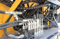 En vente 200m de profondeur Crawler Water Well DTH Rig rotatif avec le meilleur prix des composants de base de la boîte de vitesses du moteur