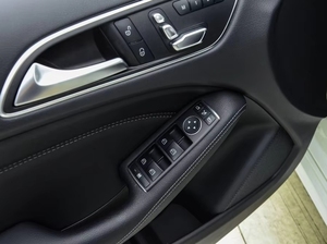 Venta al por Mayor de Autos Usados Clase <span class=keywords><strong>B</strong></span> 2019-2022 <span class=keywords><strong>B</strong></span> <span class=keywords><strong>200</strong></span> Sedán Automático de Cuero Autos de Alta Calidad - Product Image 2