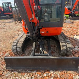 Miniexcavadora U27 Usada Original de Japón, 2.7 Toneladas, Giro de Cola Cero, Pequeña Excavadora de Orugas con EPA para Construcción en Jardines - Product Image 2