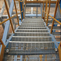 Marches d'escalier en acier galvanisé à chaud, antidérapantes, dentelées, soudées, personnalisables, pour évacuation en cas d'incendie