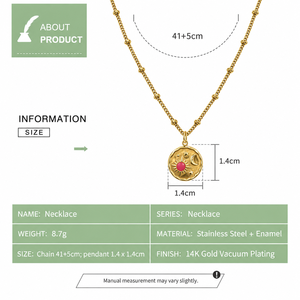 Collier pendentif pièce de monnaie en acier inoxydable émaillé, plaqué or 14K sous vide, chaîne texturée, détails rose et rouge - Product Image 3
