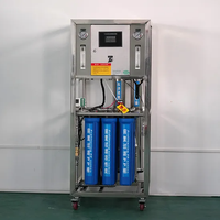 Machine de traitement de l'eau par osmose inverse (RO) 0,5 t/h pour la filtration des eaux souterraines et de l'eau du robinet, machine à eau pure