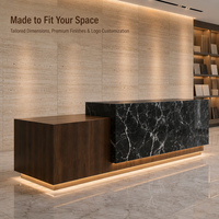 Comptoir d'accueil d'hôtel sur mesure en marbre noir Marquina de luxe avec bois de noyer pour hall d'entreprise