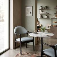 Chaise de salle à manger en microfibre PU de style nordique moderne avec pieds en bois de chêne pour la maison, le restaurant, l'hôtel