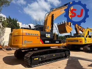 Excavadora de cadenas usada CAT 320D2L de 15 toneladas con cucharón de excavación de 0.32m³ de capacidad en buen estado - Product Image 3