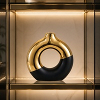 Vase en céramique Art Déco noir et or, vase à fleurs moderne à centre creux pour la décoration du salon, du bureau et de l'hôtel
