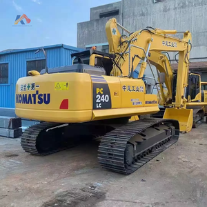 รถขุดโคมัตสึ PC240LC-8 ขนาด 24 ตัน ใช้งานน้อย น่าเชื่อถือ เหมาะสำหรับงานก่อสร้างและจัดสวน รถขุดโคมัตสึมือสอง - Product Image 1