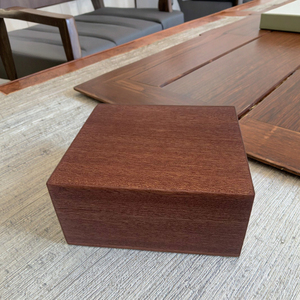 Joyero de madera con forro suave: almacenamiento compacto y elegante para accesorios pequeños, ideal para el hogar o regalos - Product Image 4