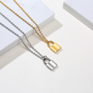 10 Years Factory Price High Quality Handmade Thick Lock Gold Chains Necklace - Product Image 1