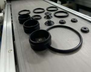 ชุดซ่อมซีลสำหรับวาล์วป้องกันสี่วงจร (OE 45180-00213/45180/00Z0A) ยางไนไตรล์ zos แบรนด์รถบรรทุกยุโรป12cm * 15cm - Product Image 4