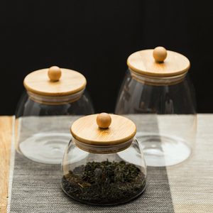 Juego de Frascos de Vidrio de Diferentes Tamaños (Pequeño, Mediano, Grande), Cristalino, Soplado a Mano, para Almacenamiento en la Cocina - Product Image 1