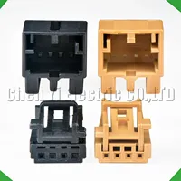 Connecteurs automobiles 4 broches pour lève-vitre et faisceau de câbles de feux arrière 8K0973754 8K0972994 8K0973754A 8K0972994A 1670988-1 1534148-1