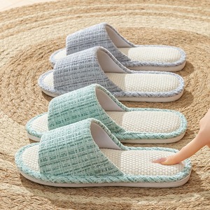 รองเท้าแตะแบบเปิดนิ้วเท้าสำหรับผู้หญิง รุ่นใหม่ Eva Line พร้อมเมมโมรี่โฟมและพื้นรองรับแรงกระแทก กันลื่น สำหรับฤดูหนาวและฤดูใบไม้ร่วง - Product Image 1