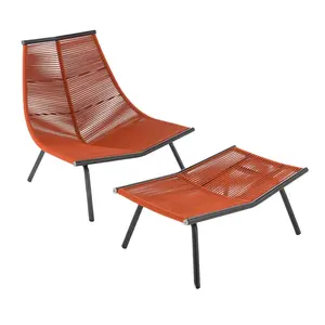 Disesuaikan warna rotan bingkai aluminium luar ruangan kursi santai nyaman kinerja kain bantal taman teras kursi dengan Ottoman