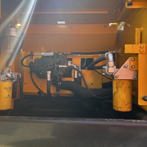 Original second-hand Kobelco SK250D hydraulic excavator, 25-ton used SK250D crawler excavator, construction <b>machinery</b> for sale - Product Image 4