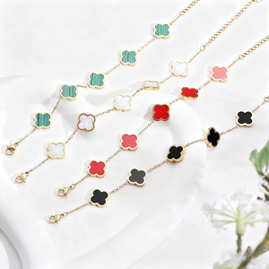 Bracciale Trendy Placcato Oro 18K con Quadrifoglio Portafortuna Fiore Bianco Nero Rosso Verde a Quattro Foglie Gioielli Regalo per Donna - Product Image 5