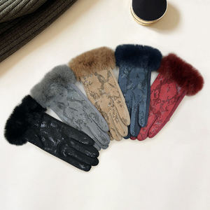Guantes Cálidos de Invierno Directo de Fábrica con Textura de Piel de Serpiente para Mujer, Pantalla Táctil, Antideslizantes, Transpirables, para Conducir, MOQ Bajo, Envío Rápido - Product Image 1