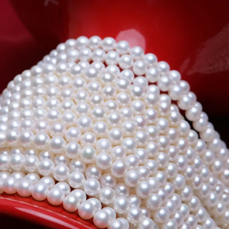 Perle di filo di perle d'acqua dolce naturali coltivate bianche da 4-8mm perle di acqua dolce rotonde allentate all'ingrosso perle di foro grande