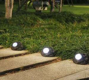 Lampes solaires LED d'extérieur étanches pour jardin, éclairage paysager décoratif à l'effet soleil levant pour allées, pelouses, jardins, patios et chemins - Product Image 1