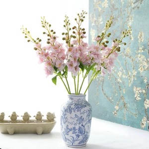 Delphinium Artificial Personalizado de Tela de Seda Artificial de 66 cm de Largo, Color Azul, para Decoración de Bodas - Product Image 1