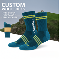 Chaussettes de randonnée en laine mérinos de haute qualité pour l'extérieur Chaussettes de sport en laine chaudes et épaisses avec logo personnalisé