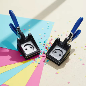 Taglierina Circolare in Metallo Portatile con Lama Affilata per Tagli Precisi, Progetti Fai-da-Te per il Capodanno Cinese e Creazione di Badge - Product Image 5