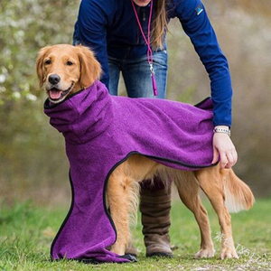 Serviette à séchage rapide pour animaux de compagnie, vêtements chauds d'hiver épais à capuche de couleur unie pour chiens - Product Image 1