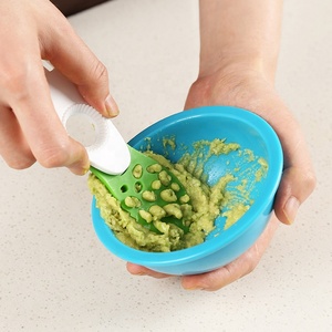 5 En 1 espacio de ahorro plegable diseño de herramientas de cocina aguacate cortadora de remover - Product Image 2