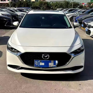 مازدا <span class=keywords><strong>3</strong></span> أكسيلا مستعملة موديل 2024، محرك 2.0 لتر، 116 كيلوواط، 202 نيوتن متر، ناقل حركة أوتوماتيكي 6 سرعات، قاعدة عجلات 2726 ملم، استهلاك وقود 5.8 لتر، 8 وسائد هوائية، مقاعد جلدية، تصميم رياضي، سيدان يابانية، عجلات R18 - Product Image 1