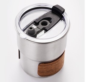Vaso de Cerveza Aislado de Acero Inoxidable DF SUS 304 para Camping - Diseño Portátil de Una Sola Capa con Borde Enrollado - Product Image 1