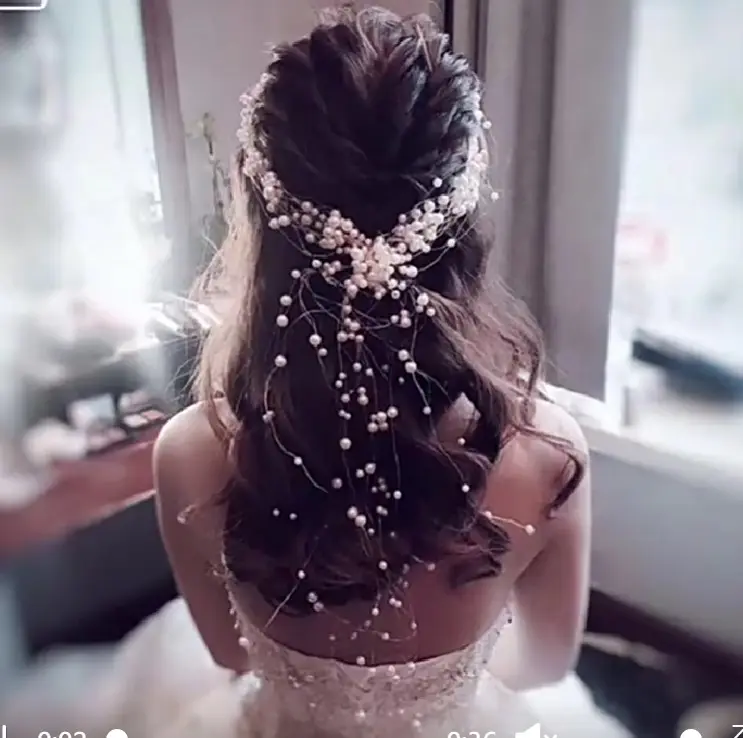 लक्जरी मोती बाल कंघी शादी की पार्टी के लिए सुरुचिपूर्ण दुल्हन साफ़ा बाल सामान महिलाओं के लिए