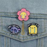 Broches et épingles uniques en gros « Ne m'engueule pas » – Badges en métal créatifs et mignons avec motifs de poussin jaune, raton laveur et visage pleurant, décorés de fleurs
