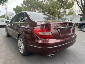 <span class=keywords><strong>Mercedes</strong></span>-Benz C 200 CGI Fashion Edition 2011 (Usata) - Berlina di Lusso di Alta Qualità, Ideale per Affari Globali <span class=keywords><strong>e</strong></span> Pendolarismo Quotidiano - Product Image 6