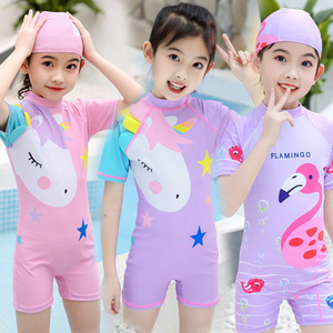 Traje de baño de una pieza con diseño de unicornio y flamenco para niñas, con gorro UPF 30, de secado rápido, para natación y deportes acuáticos, de 3 a 13 años - Product Image 1