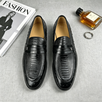 Mocassins de luxe style exotique pour homme, en cuir imprimé autruche, texture côtelée élégante, chaussures noires à enfiler pour gentleman