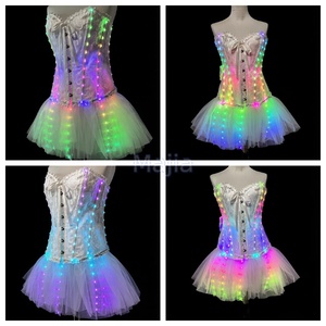 Chaleco de <span class=keywords><strong>lentejuelas</strong></span> con luz LED para mujer, chaqueta ajustada brillante, cárdigan con brillo, tops brillantes para fiesta disco vaquera - Product Image 3