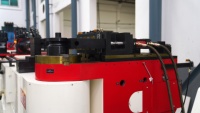 Machine de cintrage de tubes CNC haute précision pour plaques de refroidissement liquide de serveurs IA, cintreuse de tubes en cuivre en forme de S, CE ISO