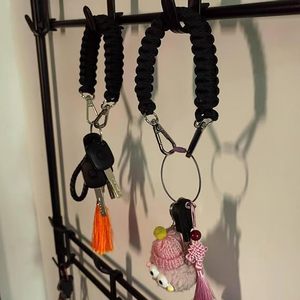 Poignée de bouteille d'eau en paracorde de 10,6 pouces, sangle tressée avec crochet métallique, équipement de camping et de randonnée en plein air, cordon porte-clés EDC - Product Image 5