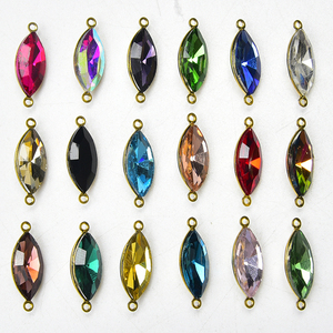 衣服のドレスの装飾のための2つのリングラインストーンの宝石が付いている美しいナベット7 * 15Mmクリスタルダイヤモンドゴールドカラーポインテッドボトム - Product Image 3