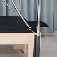 Table de Pilates Cadillac Reformer Professionnelle Multifonctionnelle 3-en-1 en Bois d'Érable Premium pour l'Entraînement d'Équilibre